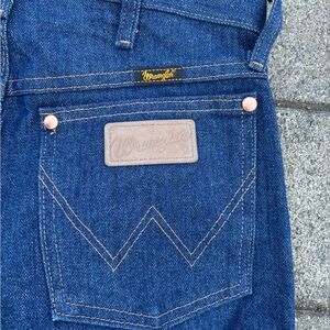 Wrangler western cowboy cut denim jeans